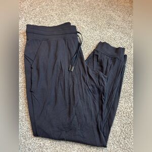 LULULEMON ready to rulu joggers